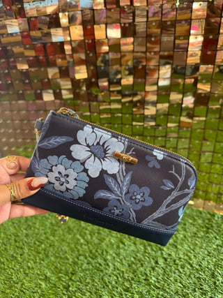 SP Sinclair Wristlet Japonica Floral Navy