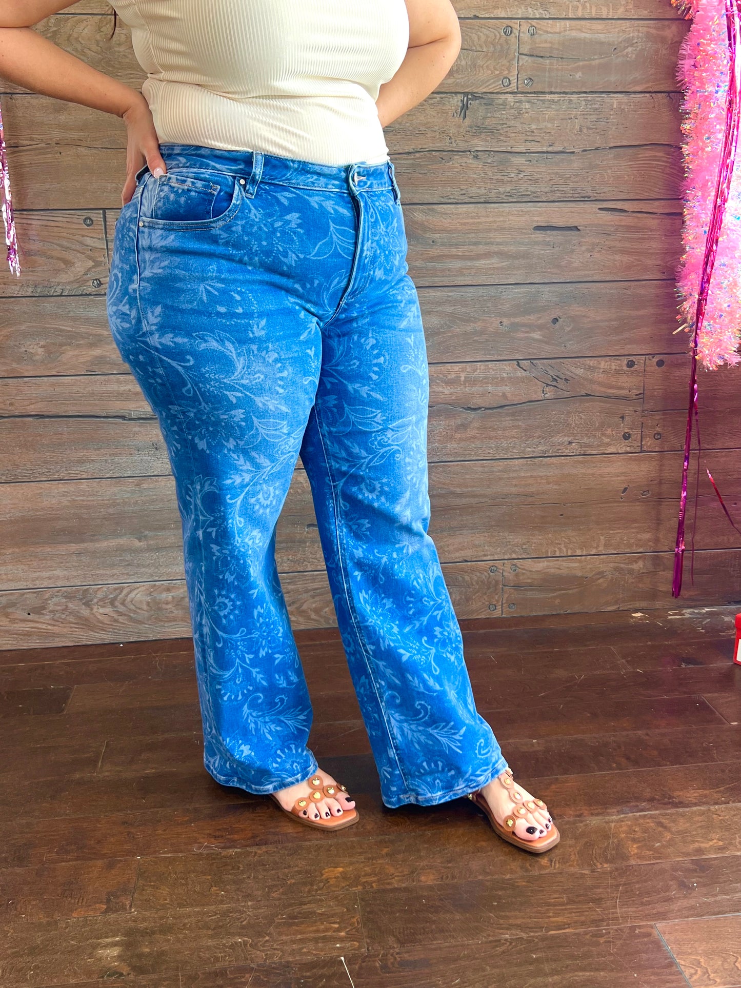 Curvy Mid-Rise Soft Bloom Denim