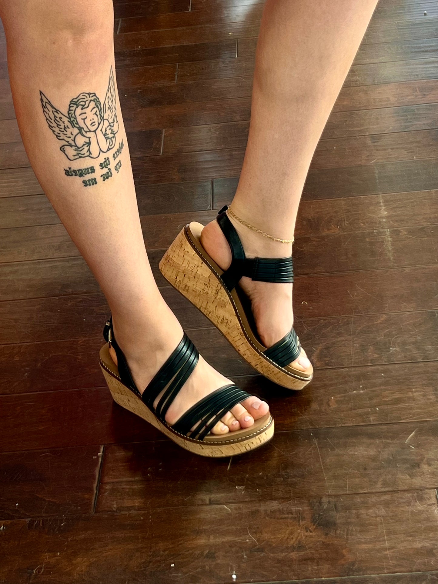 Midnight Glow Wedge