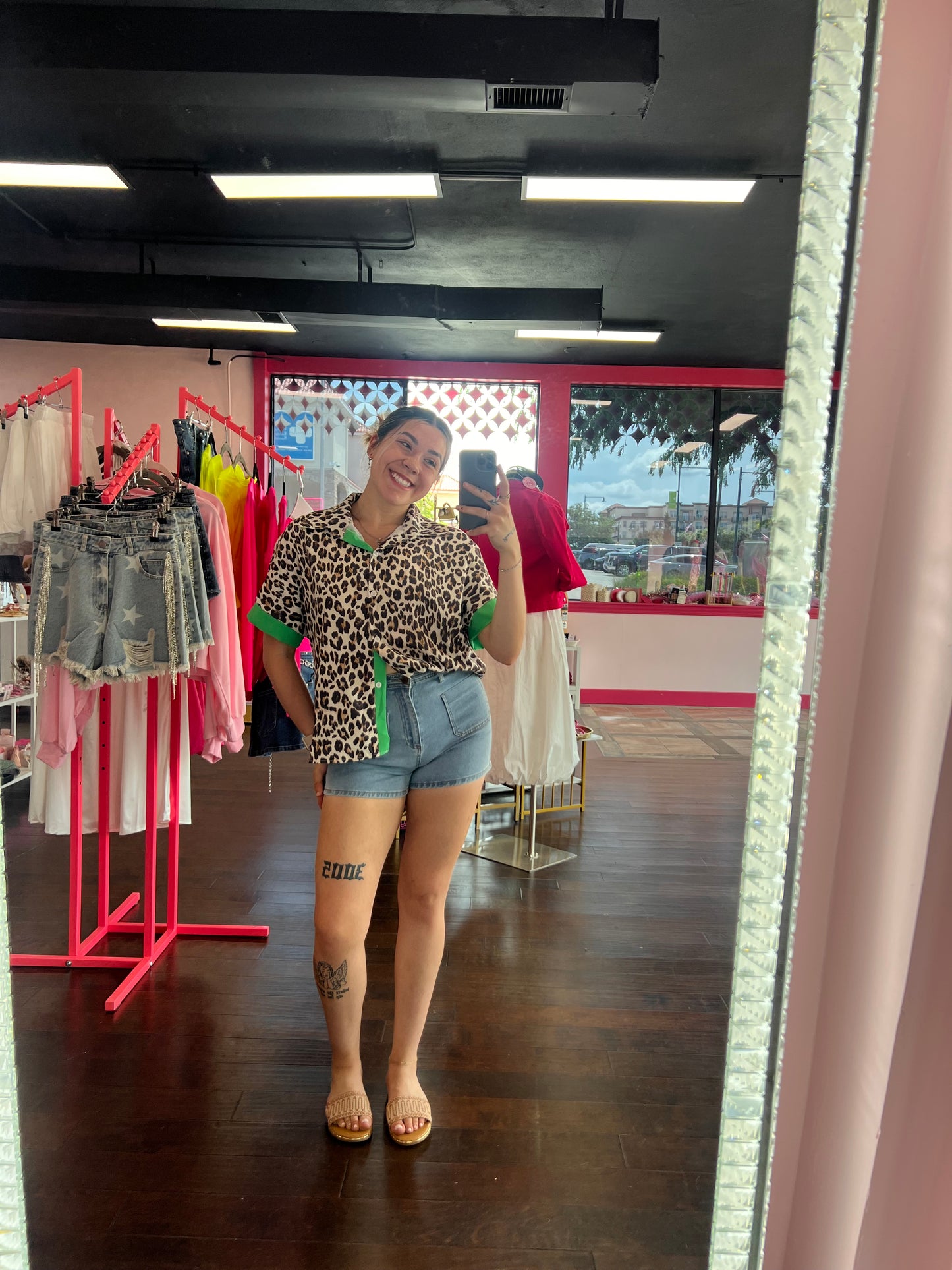 Leopard Print Green Edge Top