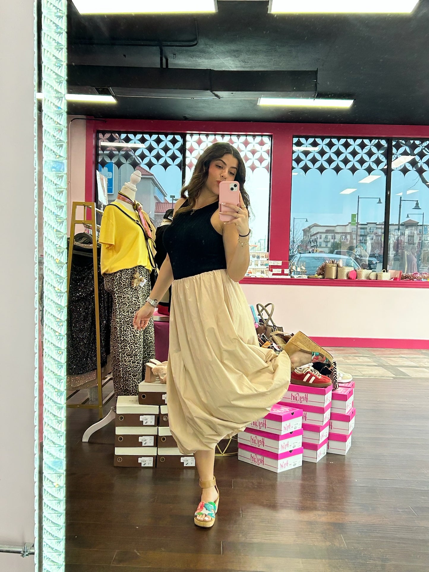 Maxi Bubble Skirt/ Taupe