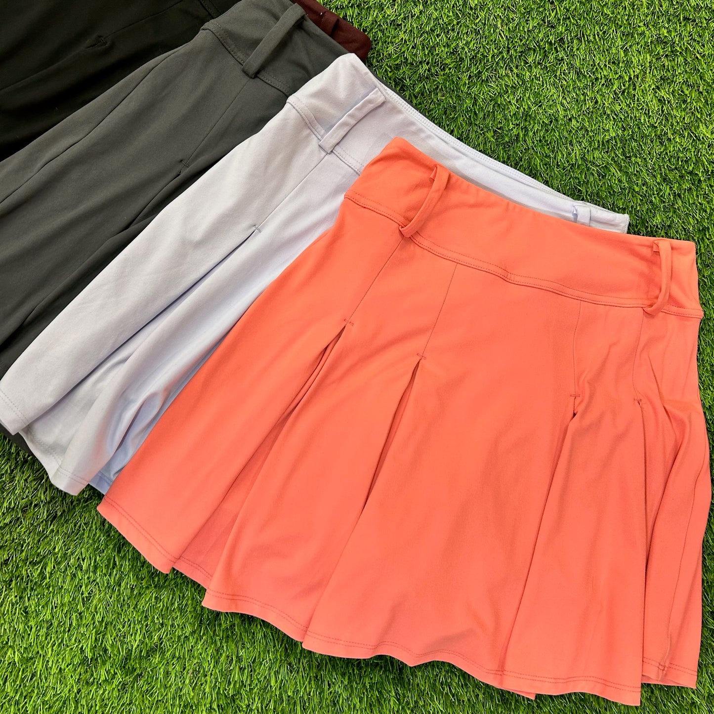Pleat Belt Loop Skort Coral