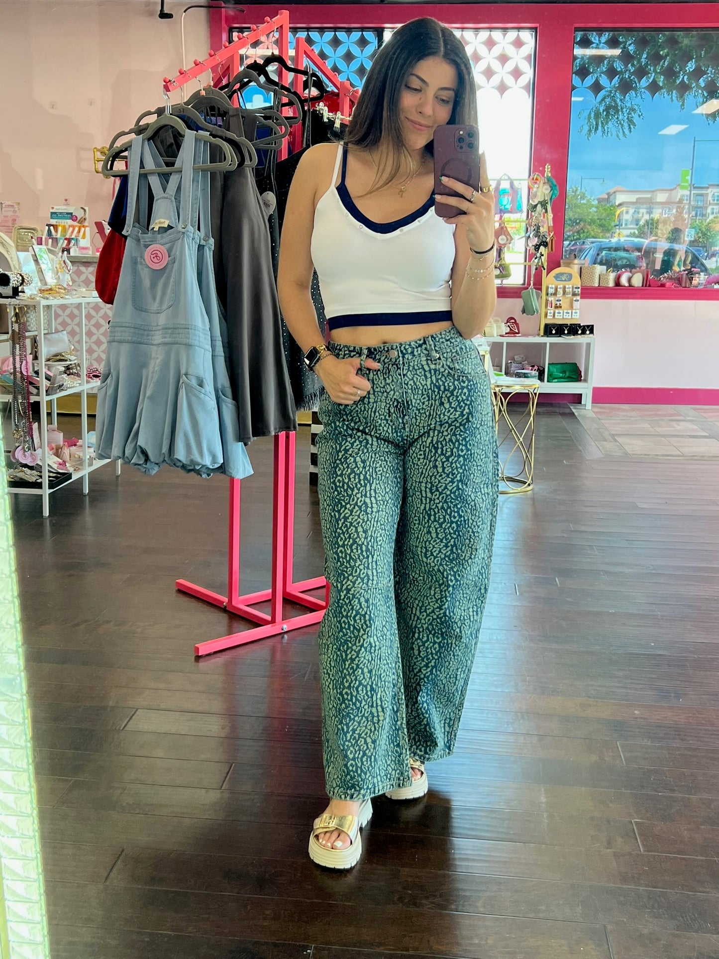 Costal Crush Tank