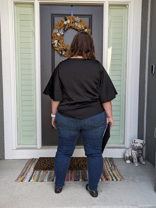 Curvy SS Buttons Luxe Top Black