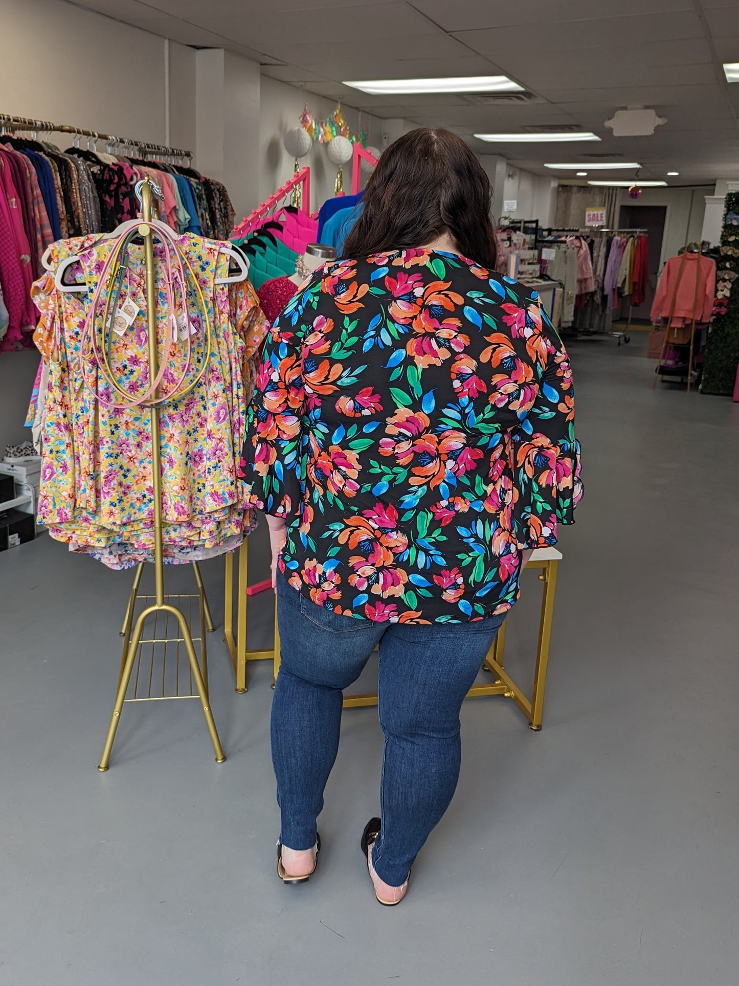 Bell Slv Top Black Floral (S-3X)