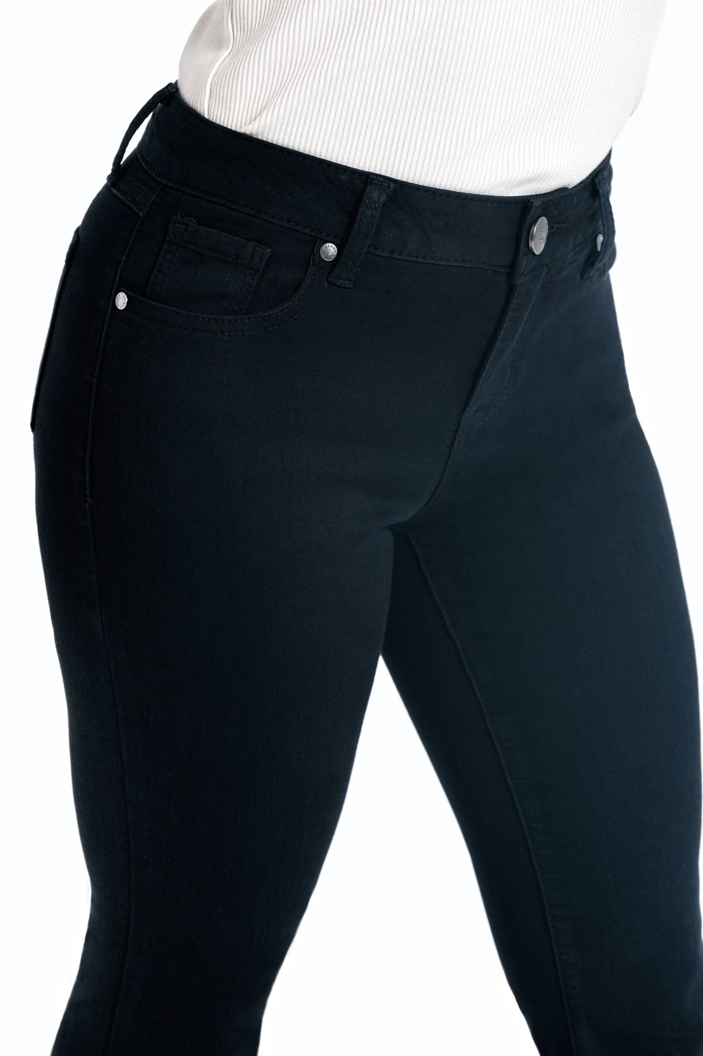 28" Mid-Rise Slim Boot Jean