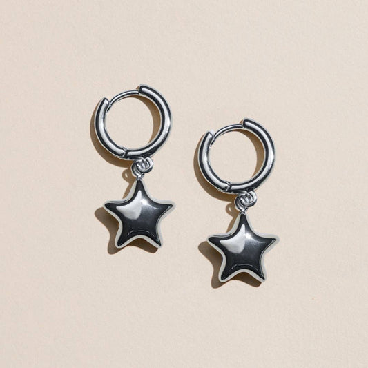 Silver Puffy Star Huggies