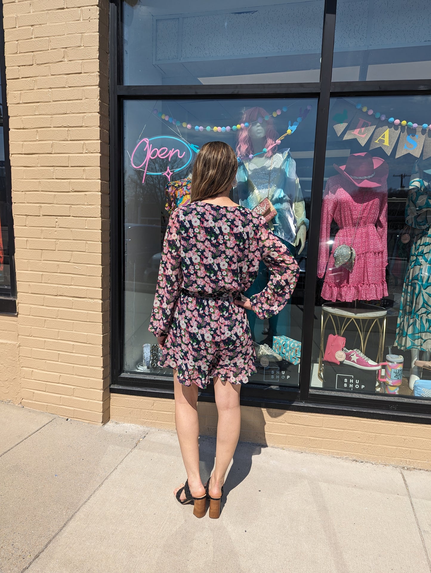 V Neck Floral Romper Pockets