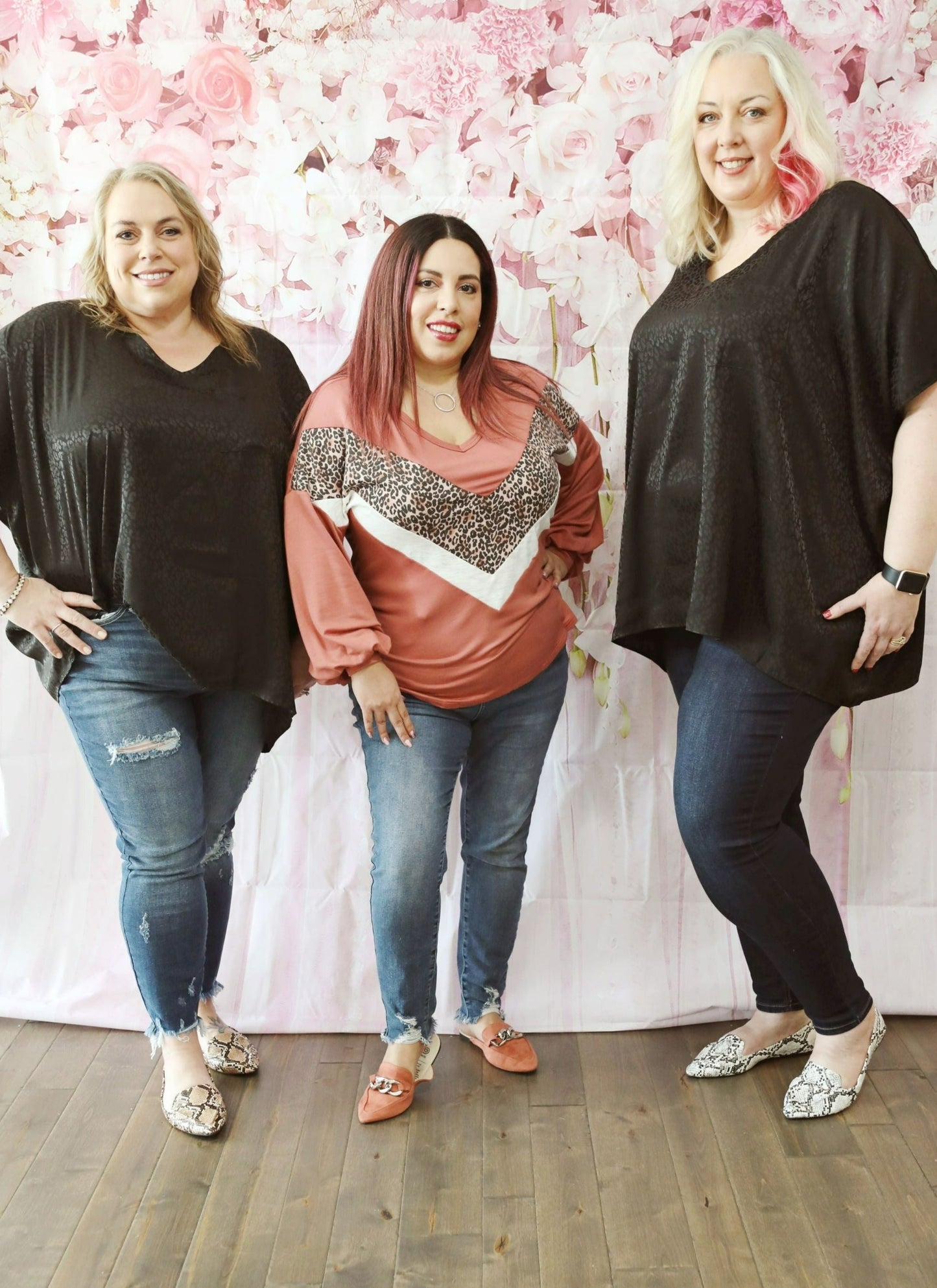 V Neck Satin Leopard Top - Curvy
